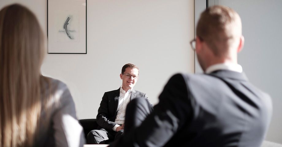 Sales consultant lookup