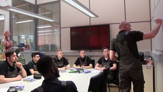 Was die gewerbliche Ausbildung bei der KLS Martin Group ausmacht ...