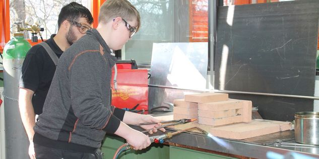 Bildergalerie | Technikunterricht in der Lehrwerkstatt
