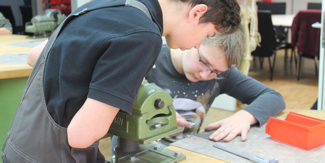Bildergalerie | Technikunterricht in der Lehrwerkstatt